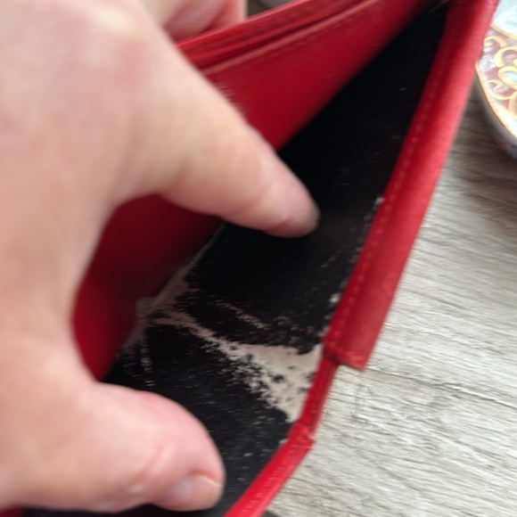 🔥 EUC AUTHENTIC RED EPI  WALLET - Picture 5 of 9